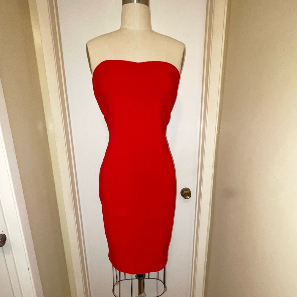 Dynamite Strapless Midi Dress